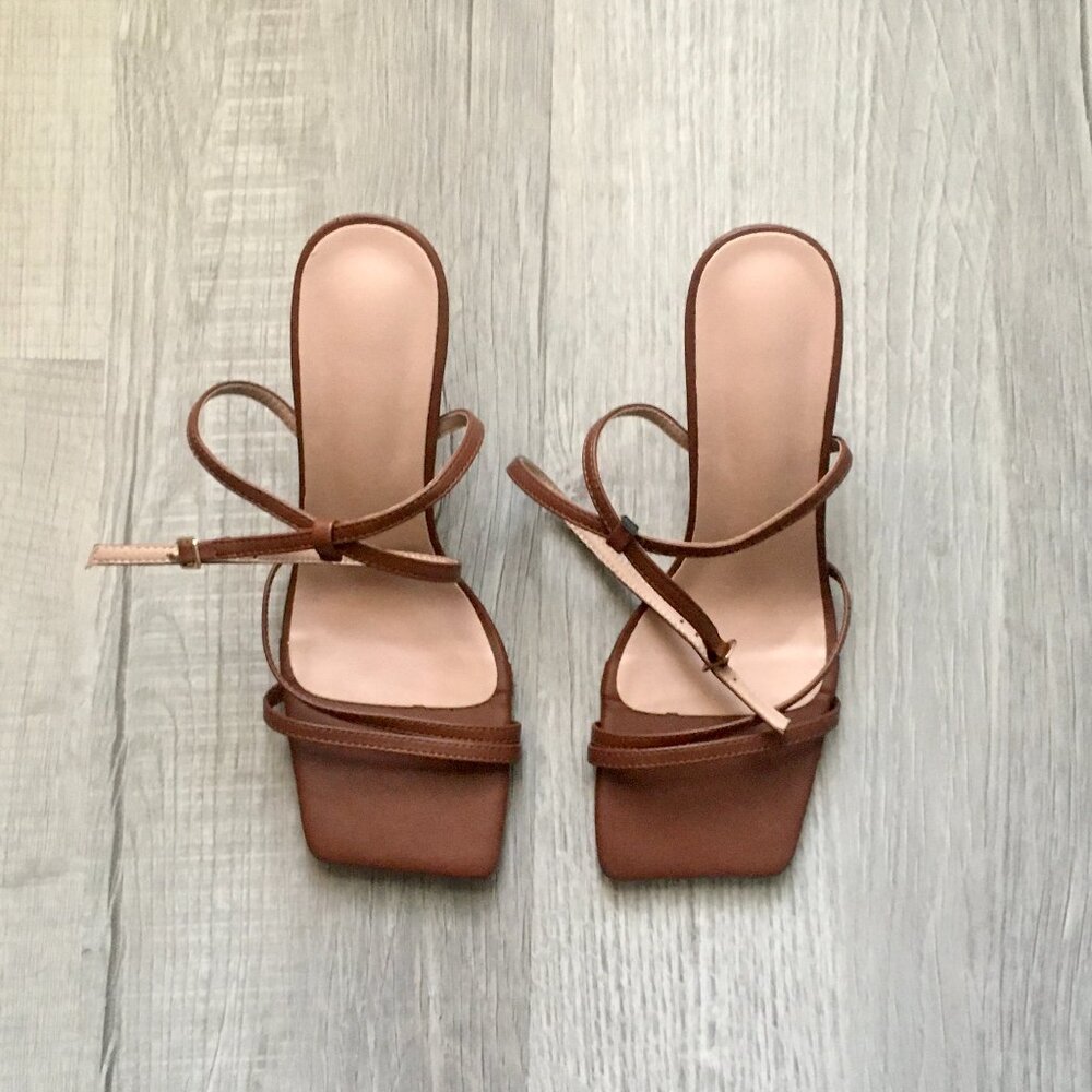 Strappy Square-Headed Brown Heels / Sandals